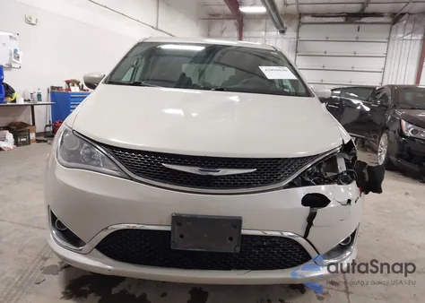 2017 Chrysler Pacifica Touring Plus из США, поврежденный, VIN 2C4RC1BG6HR780053